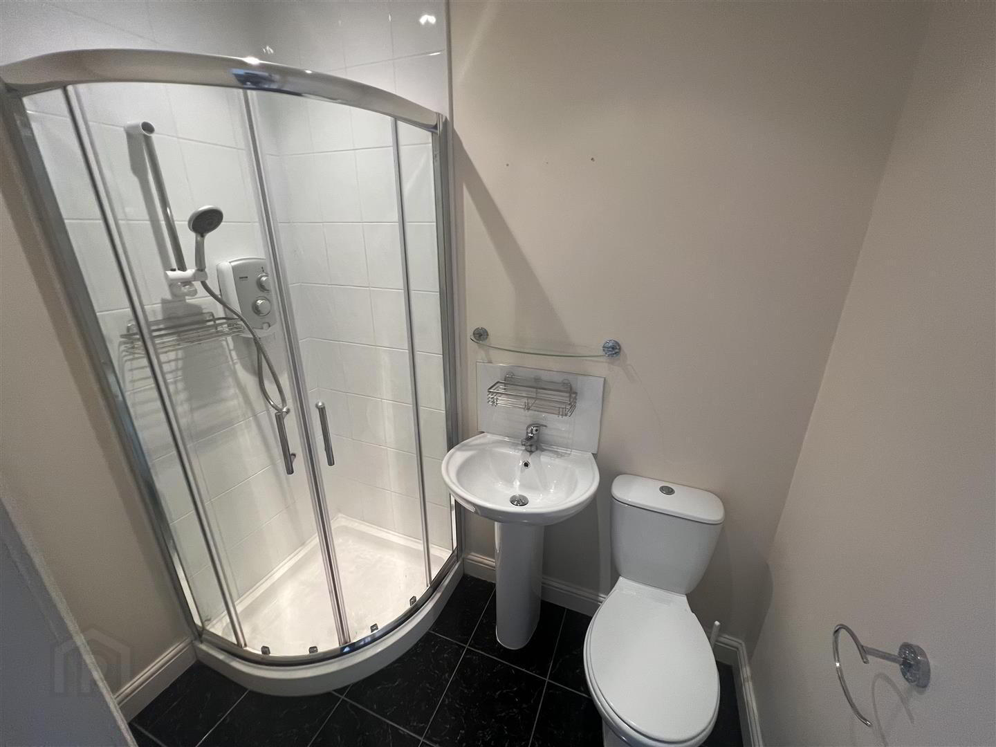 21 Mineral Street 2 of 8