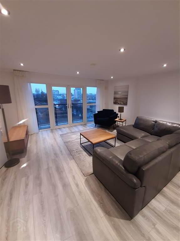 Apt 8 The Sandford Building, 21 Bridge End 2 of 11