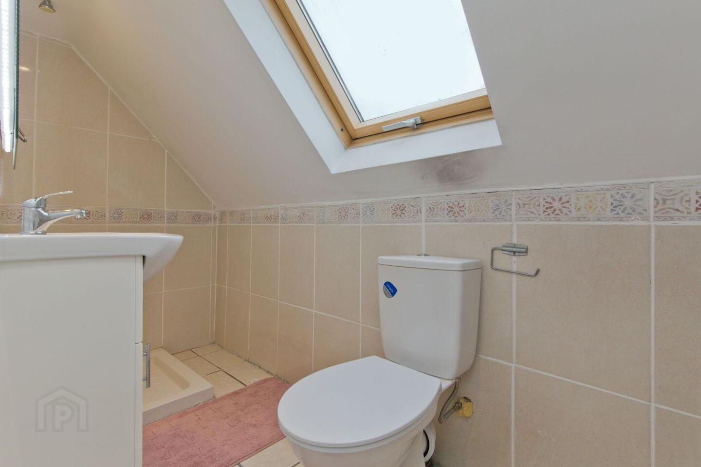 Ivy Cottage, 13 Rafters Road 15 of 16