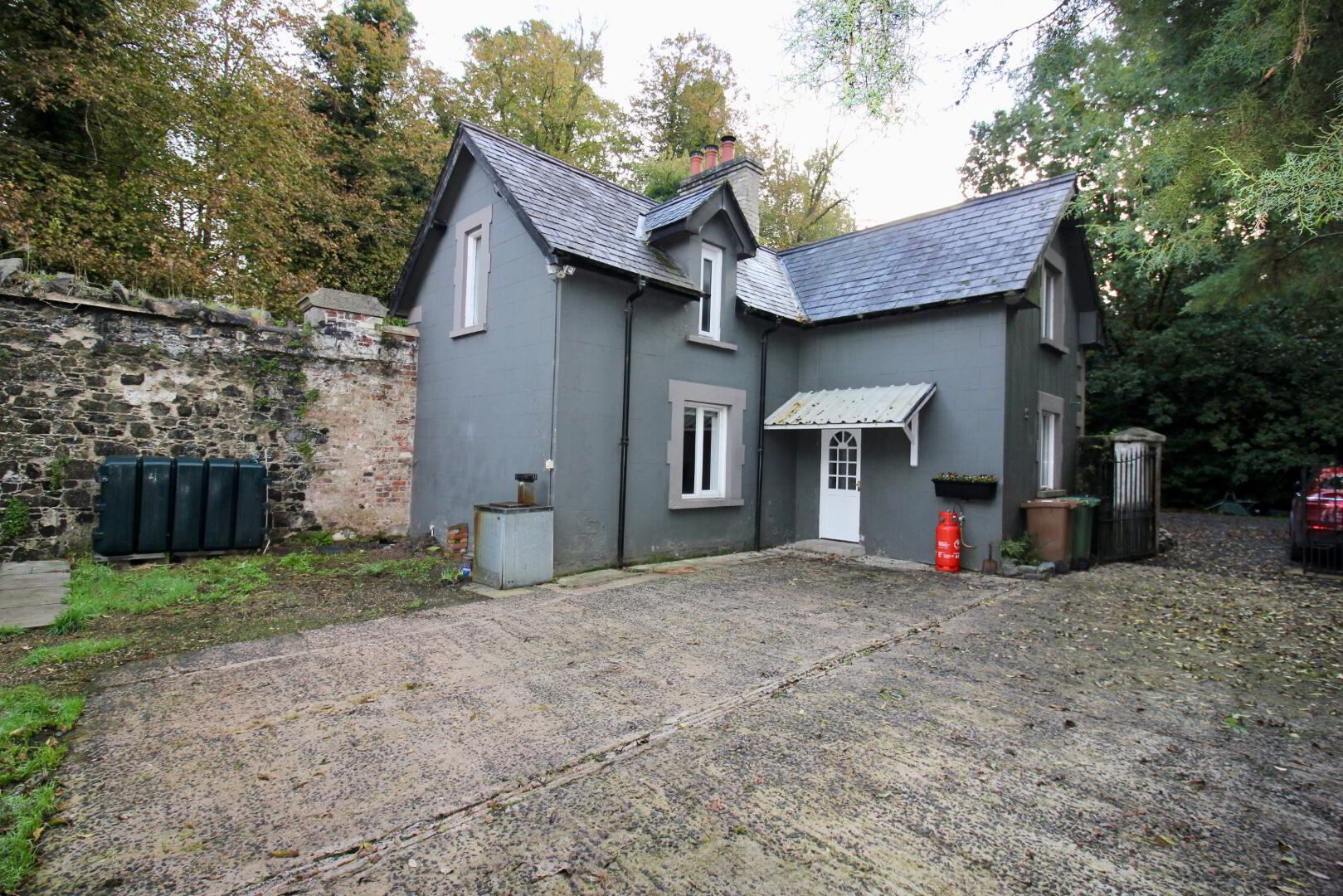 The Gate Lodge, 68 Moyallan Road 14 of 15