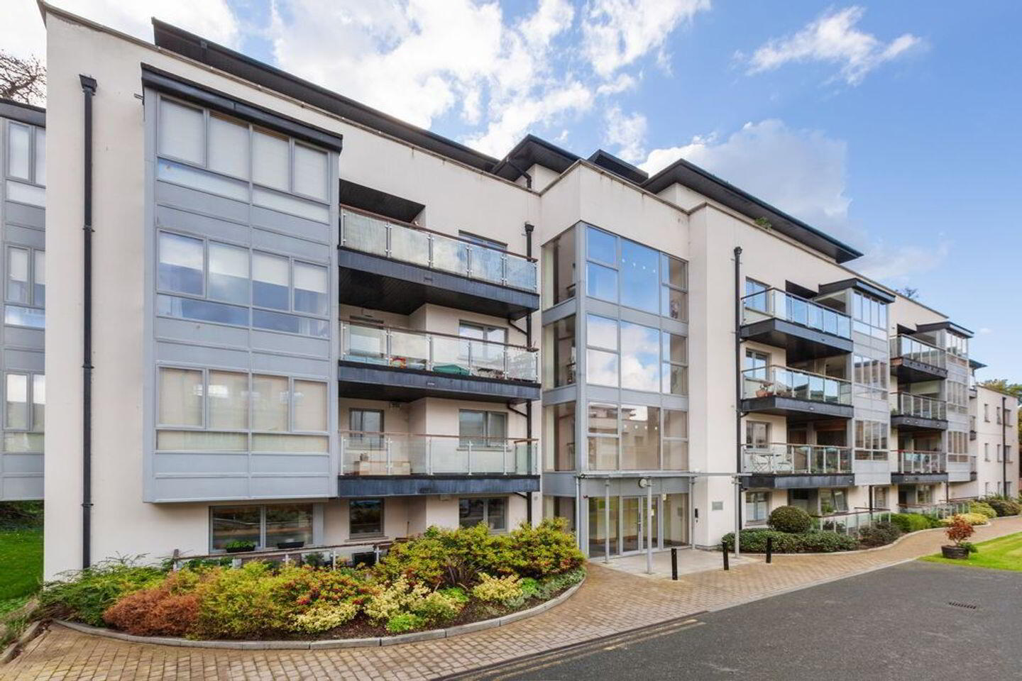 Apartment 60 Block 3 Raheny 1 of 12
