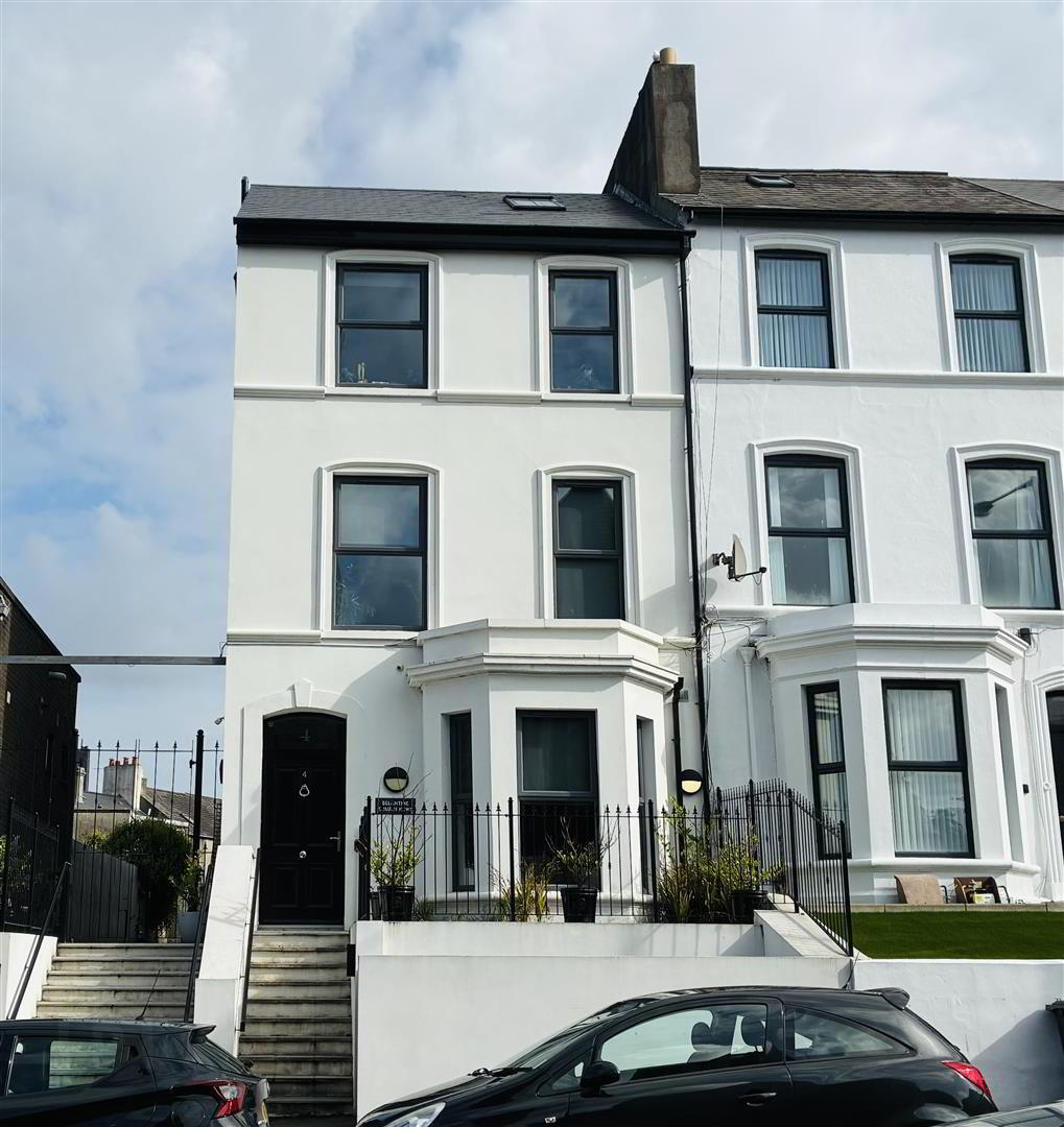Apt, 4 Eglantine Avenue 1 of 8