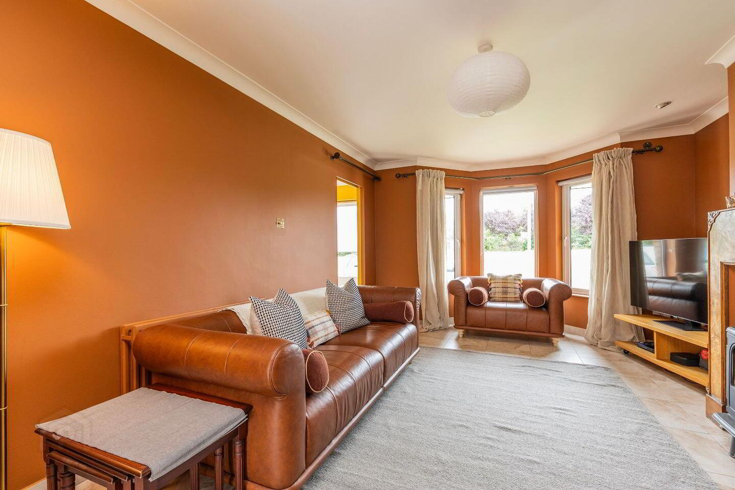 18 Orchard Close ( Plus Attic Conversion) 3 of 32