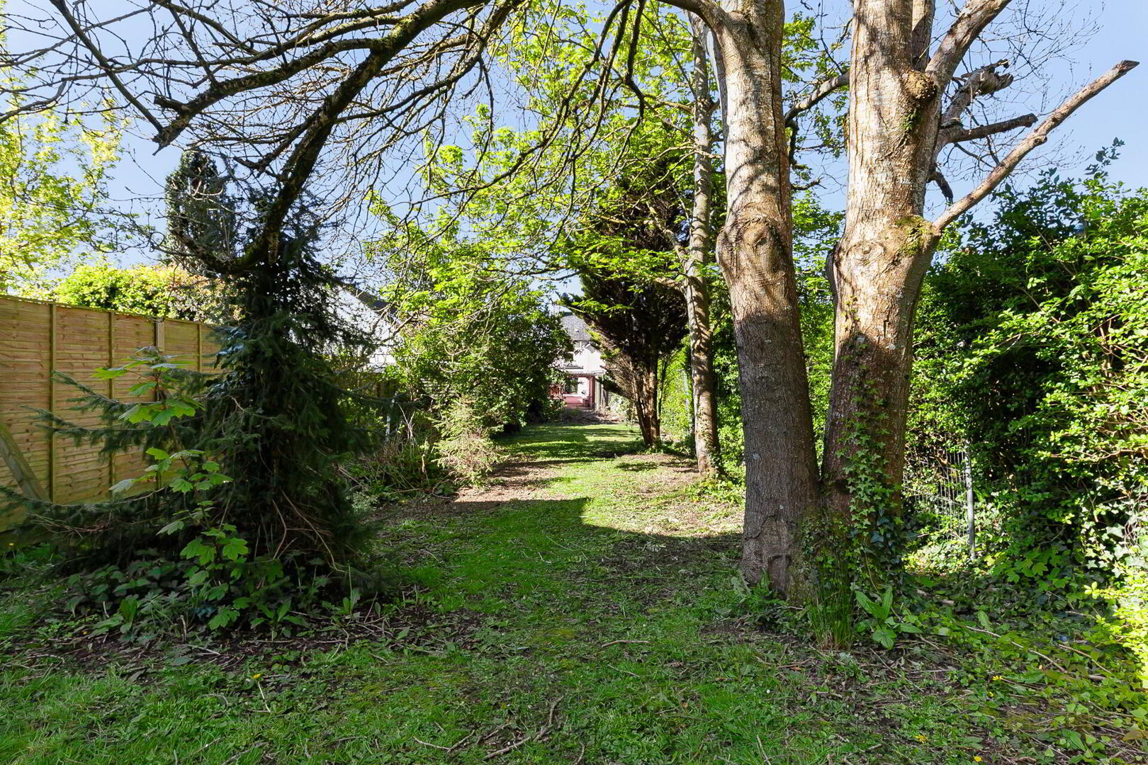 33 Mullaghmore Park 25 of 25