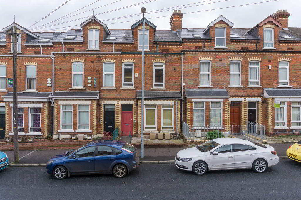 Flat 2, 16 Ireton Street 1 of 10