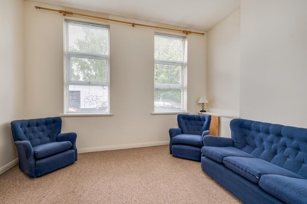 Flat 1, 19 Cameron Street 3 of 8