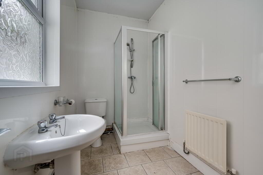 Flat 1, 19 Cameron Street 7 of 8