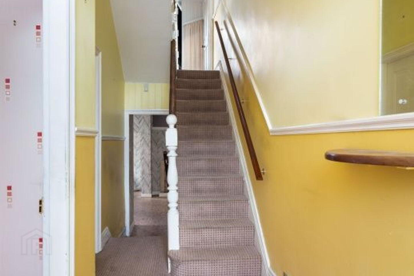 2 Cherryfield Avenue Lower 3 of 26