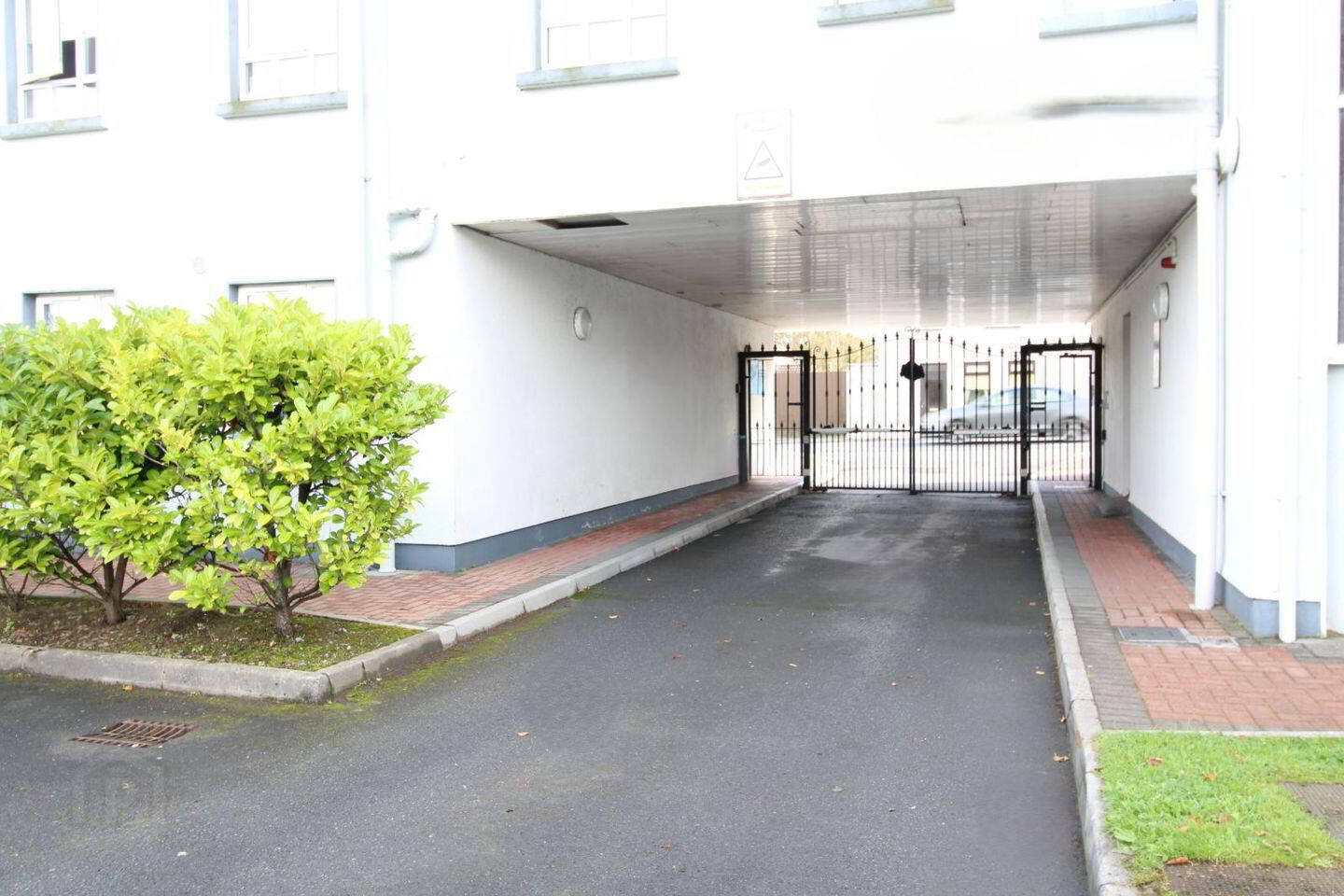 Apartment 27 Larnach 11 of 12