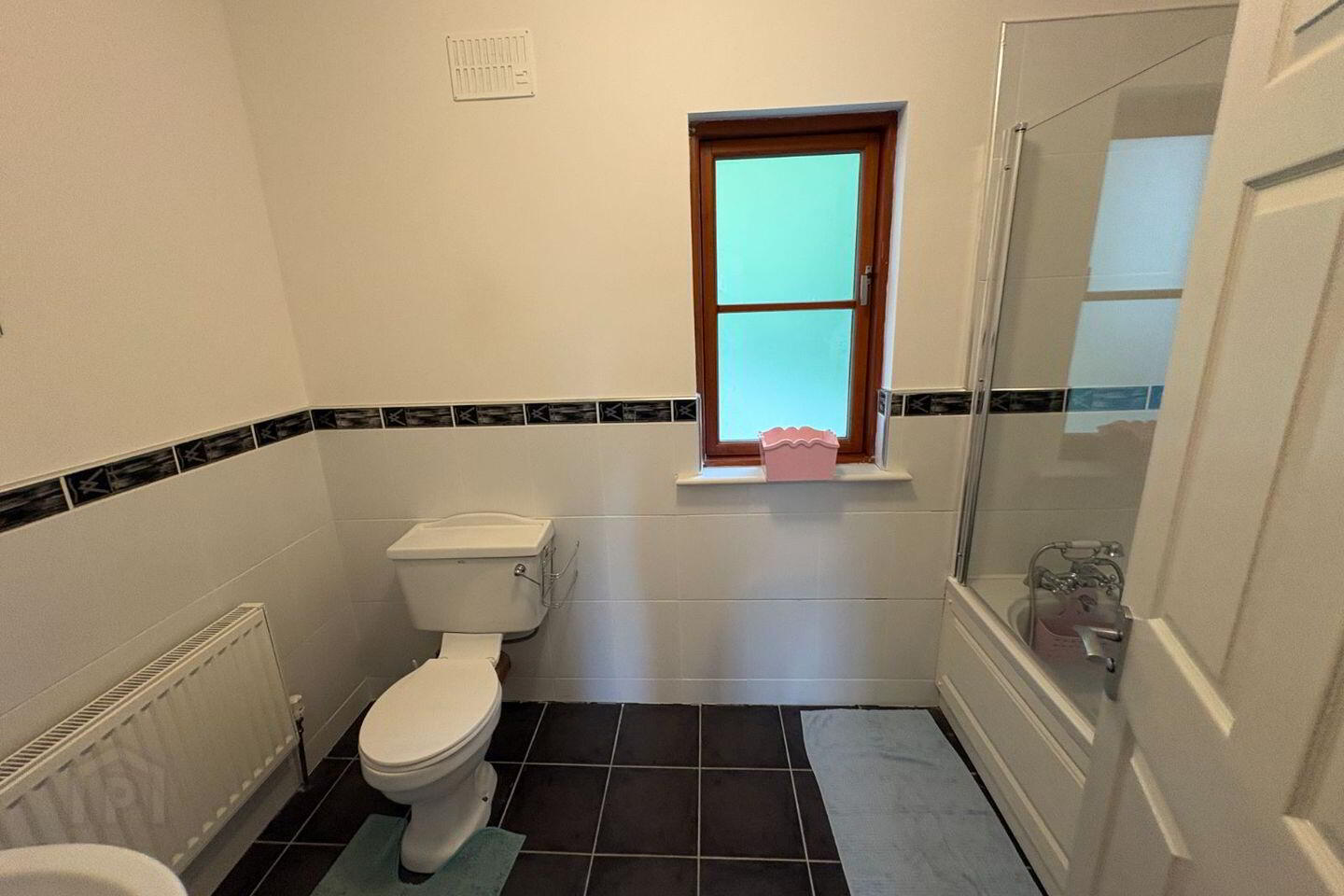 42 O'Carolan's Court 11 of 12