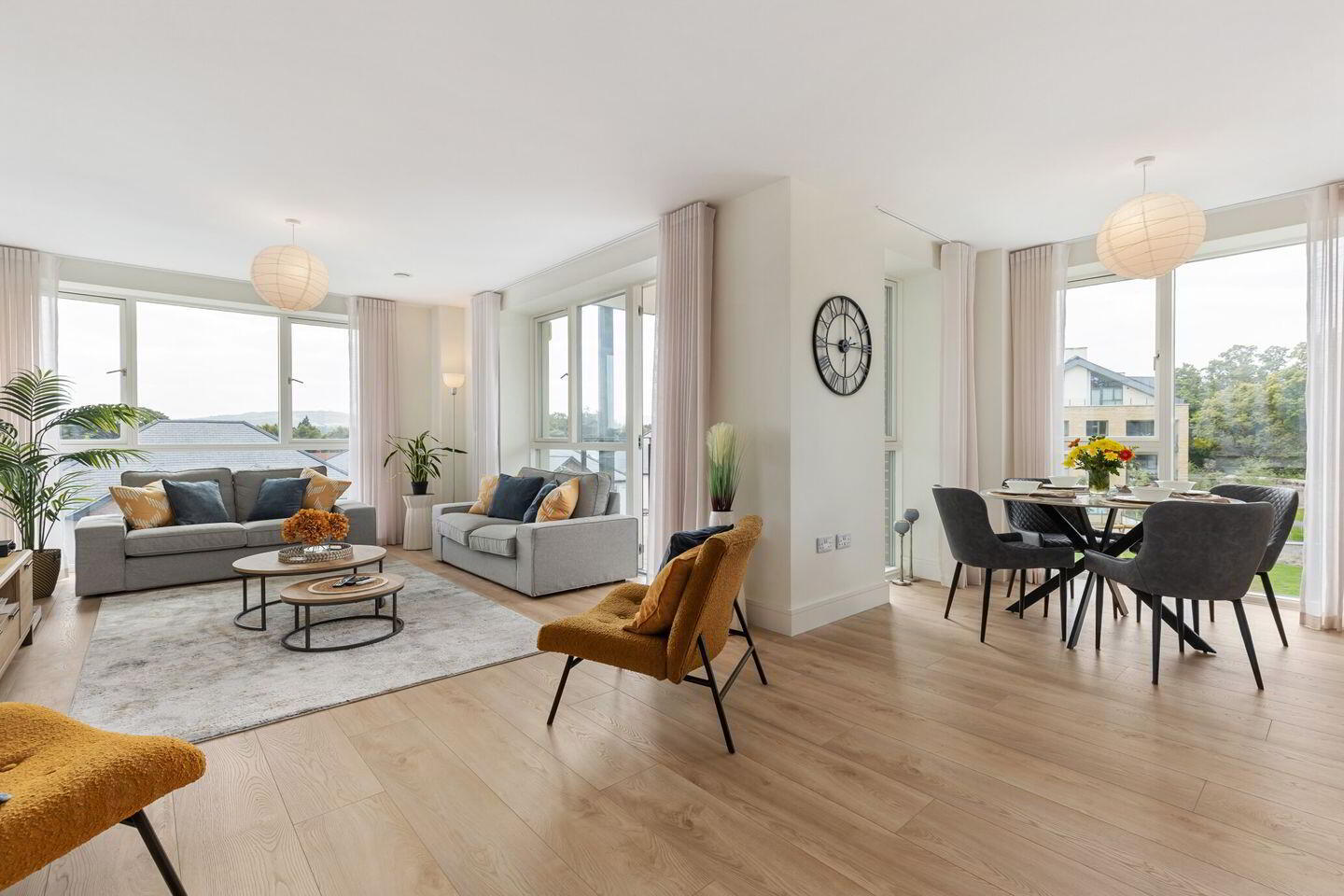 Apt 11, Papworth Hall 1 of 15