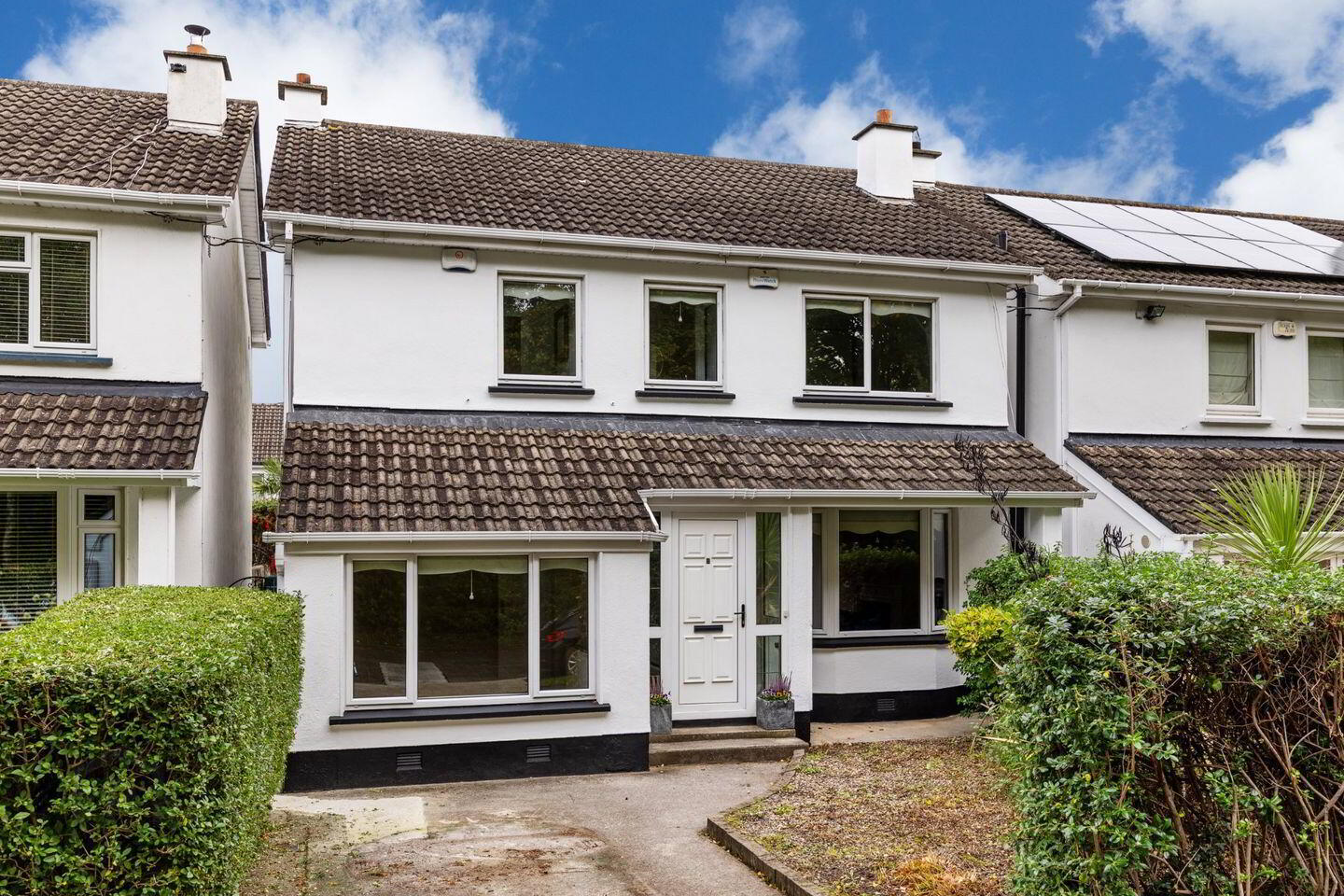 9 Stockton Grove 1 of 17