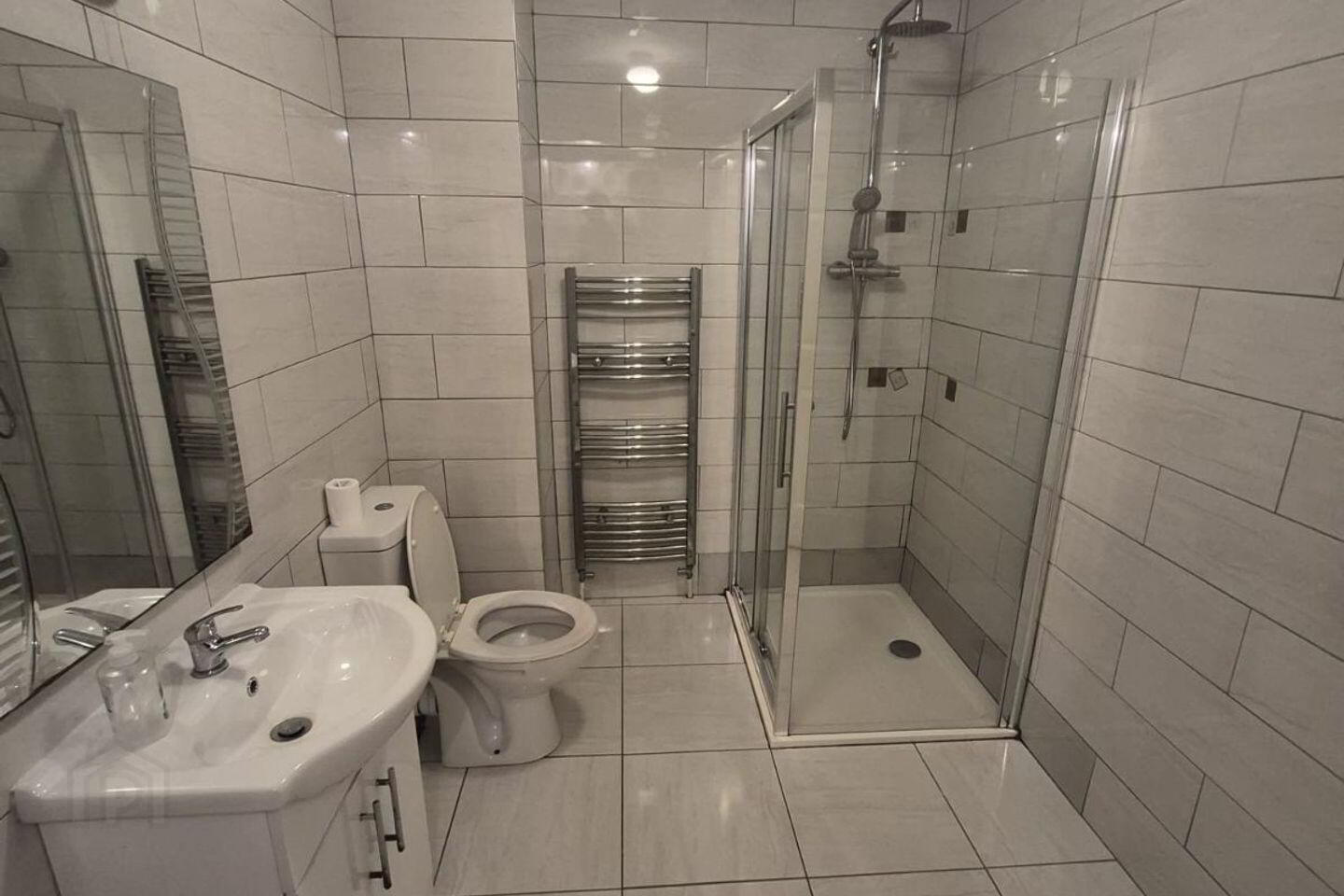 Apartment 2 Red Abbey Hall 8 of 8