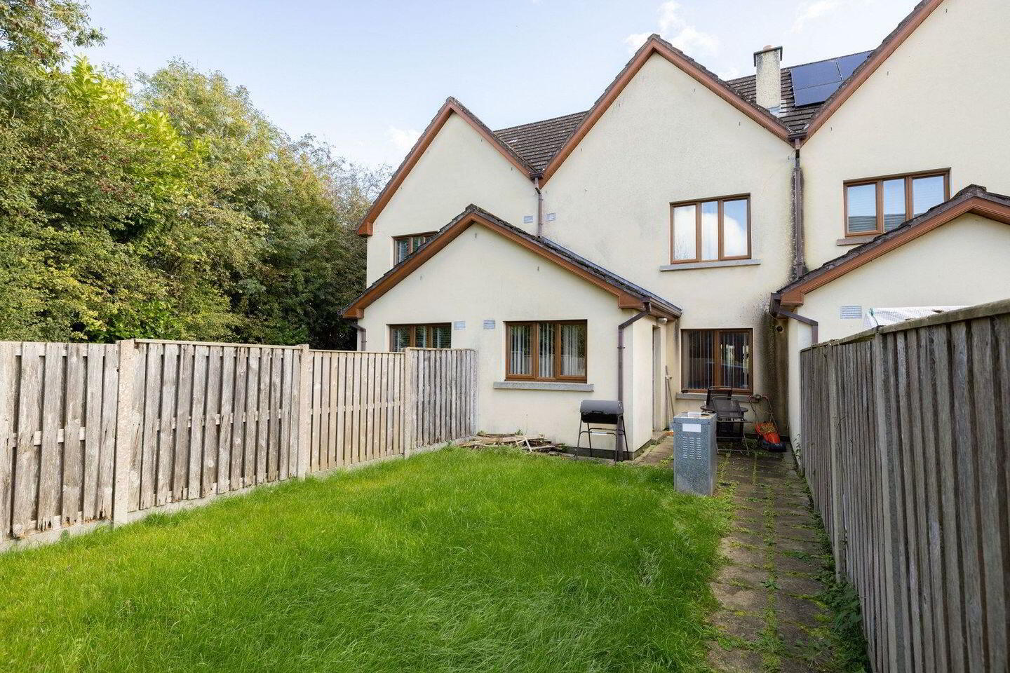 6 Hawthorn Bank 38 of 39