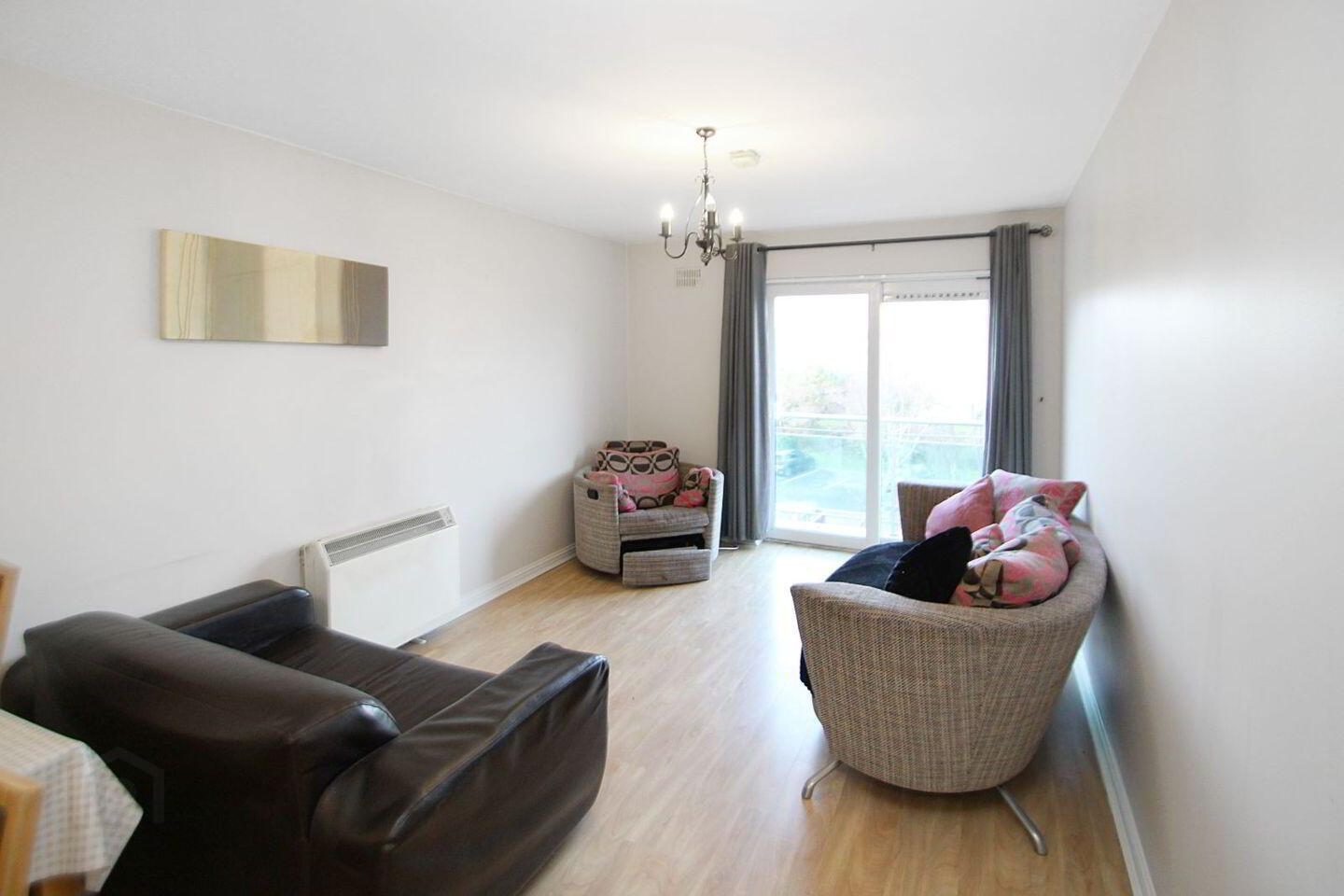 Apartment 100 Gleann Na Ri 7 of 8