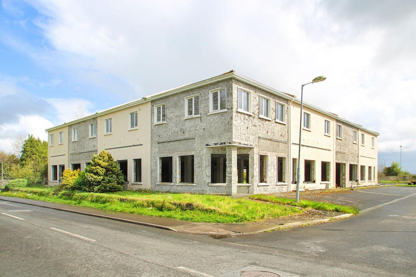 Mixed Use Development At Clós An Iarla 2 of 2