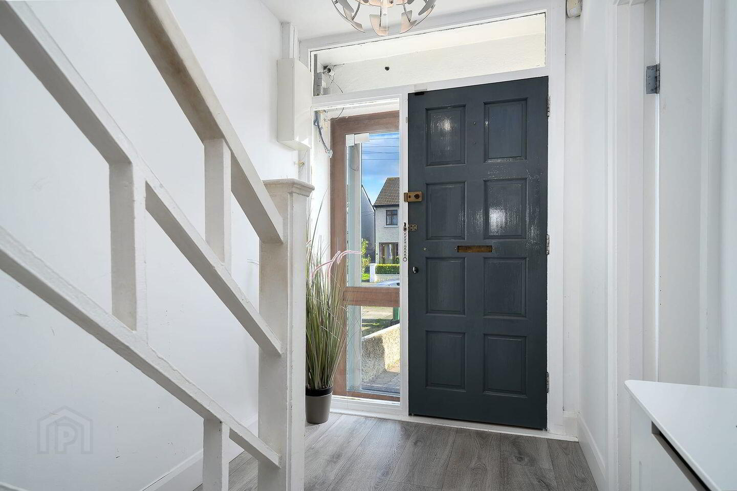 18 St. Columba's Road 3 of 20