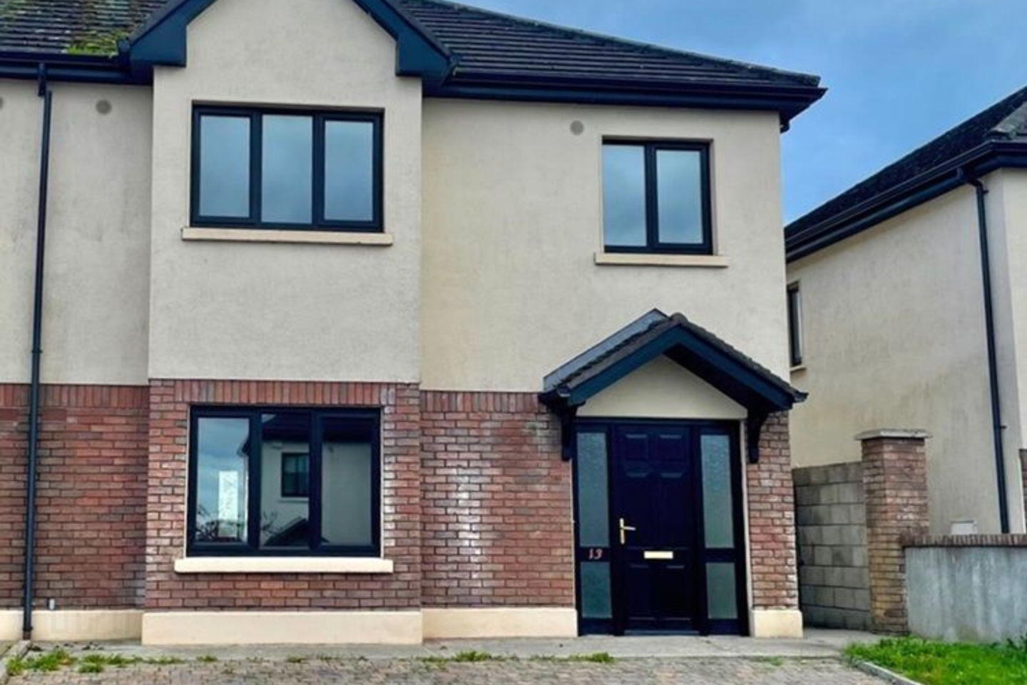 13 Clibborne Way 1 of 20