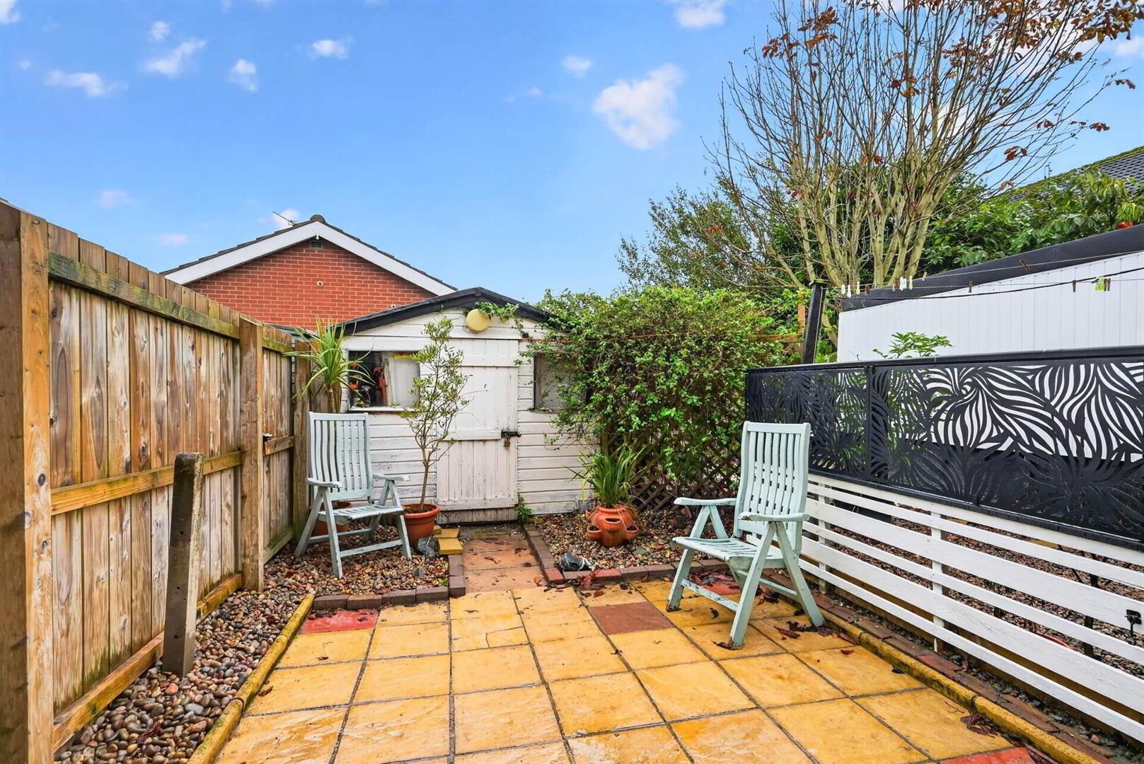 2 Kingsmere Avenue 11 of 12