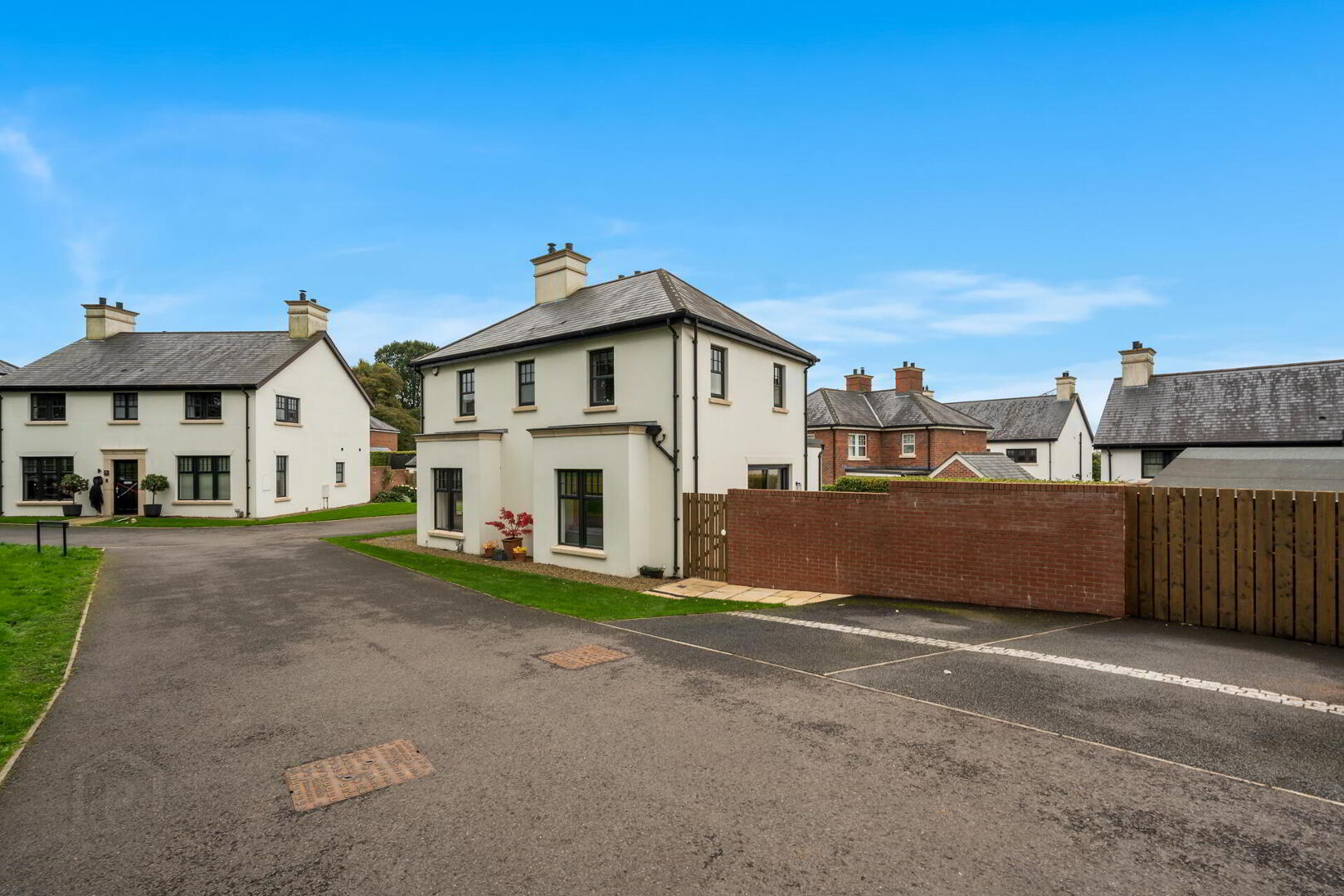 15 Haddo Crescent 32 of 32