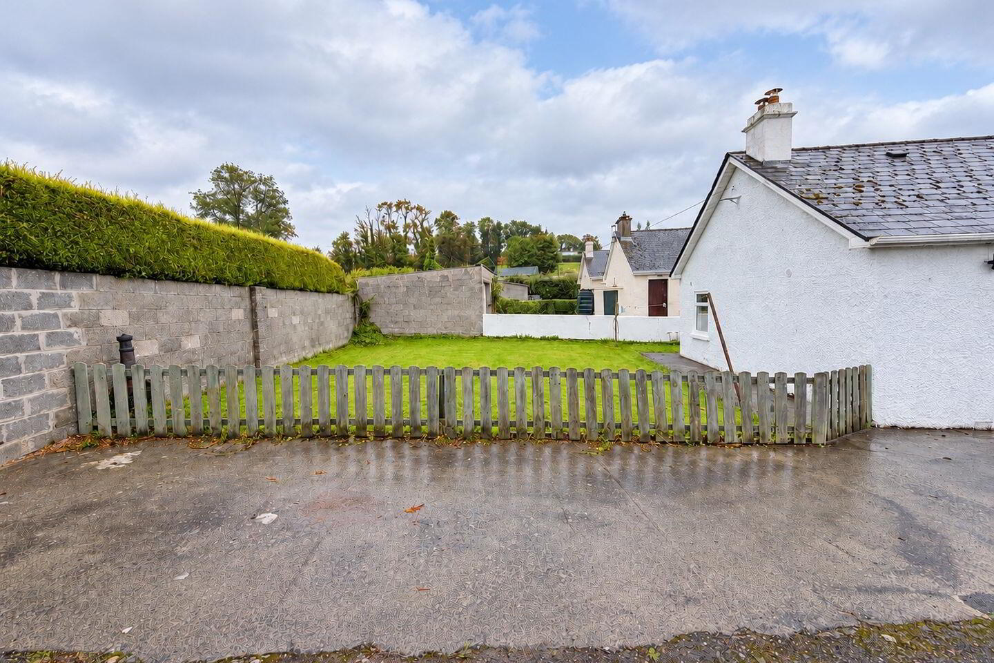 Cnoc Muire 15 of 15