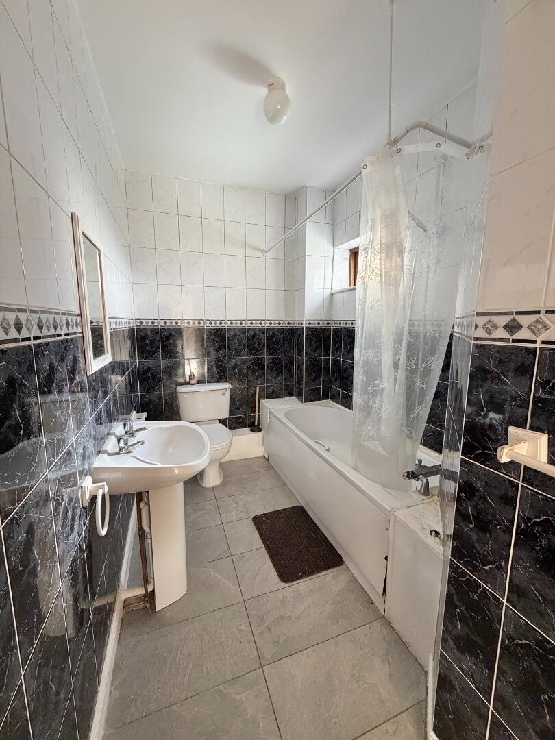 7 Curlew House Aston Green 11 of 12