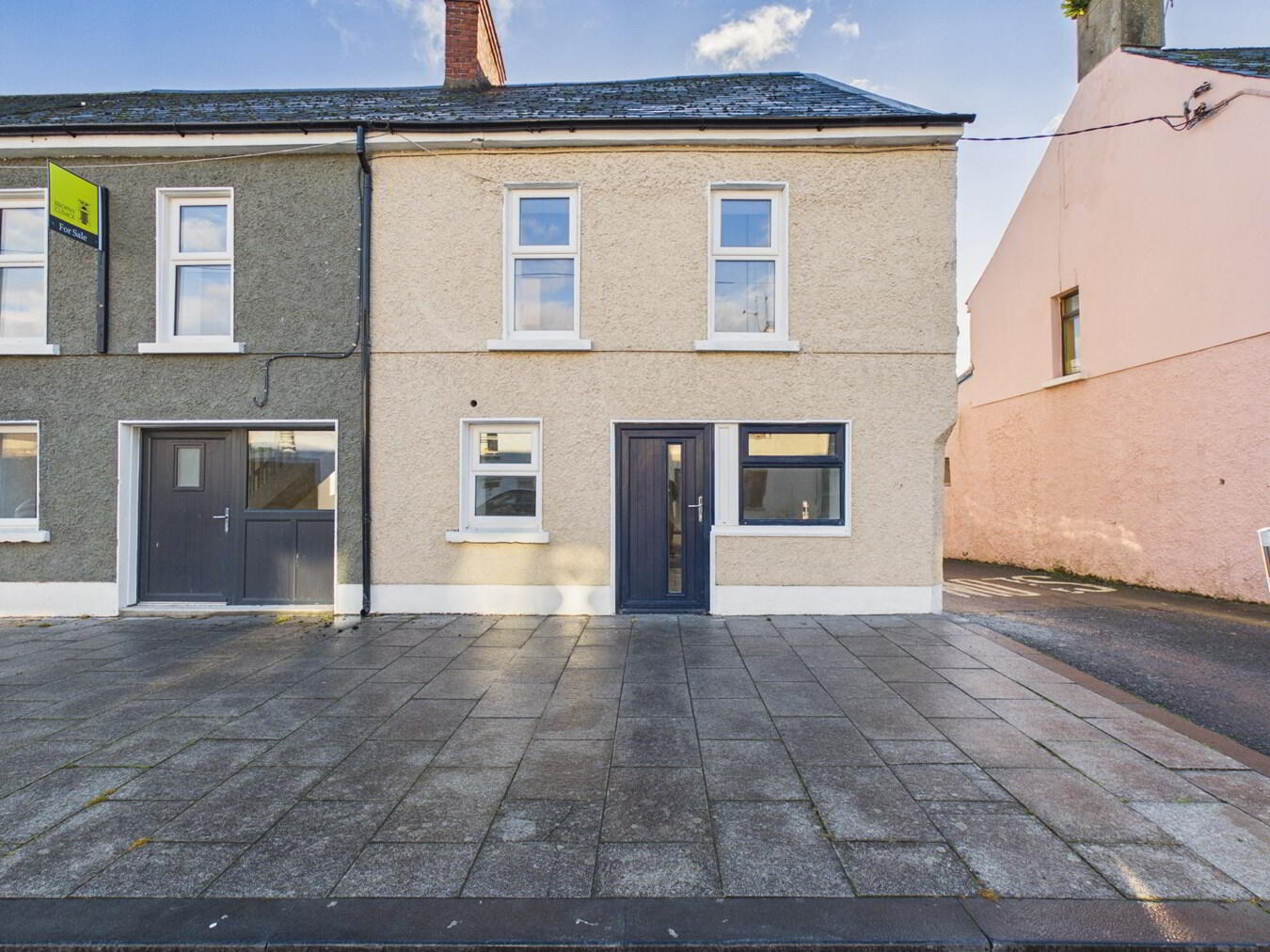 18A Kickham Street 1 of 13
