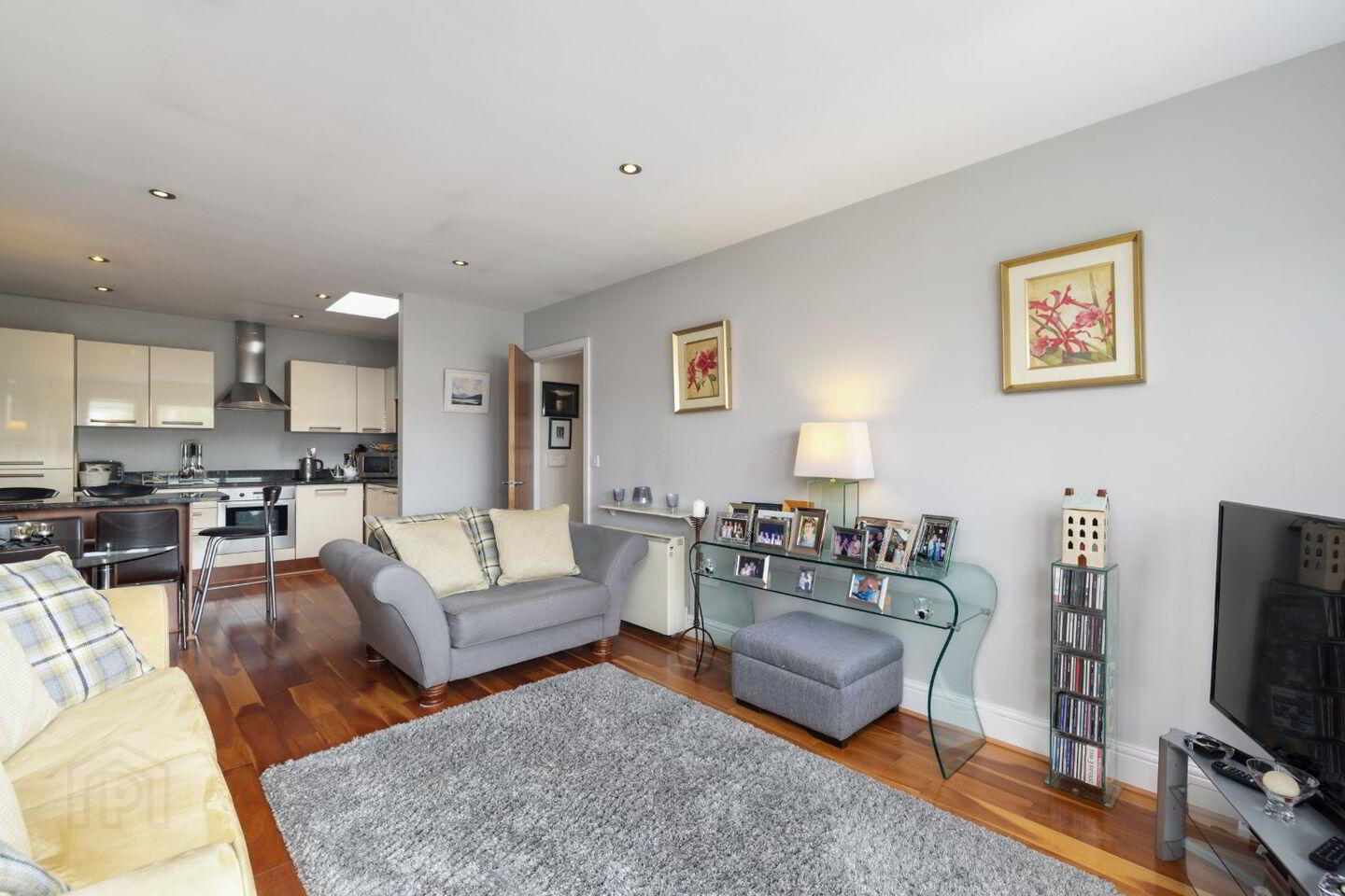 97 Priory Court 3 of 12