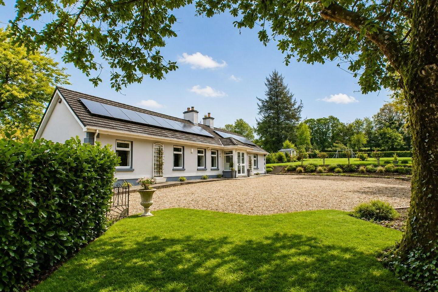 Glenview House, Ballinvoher 1 of 33