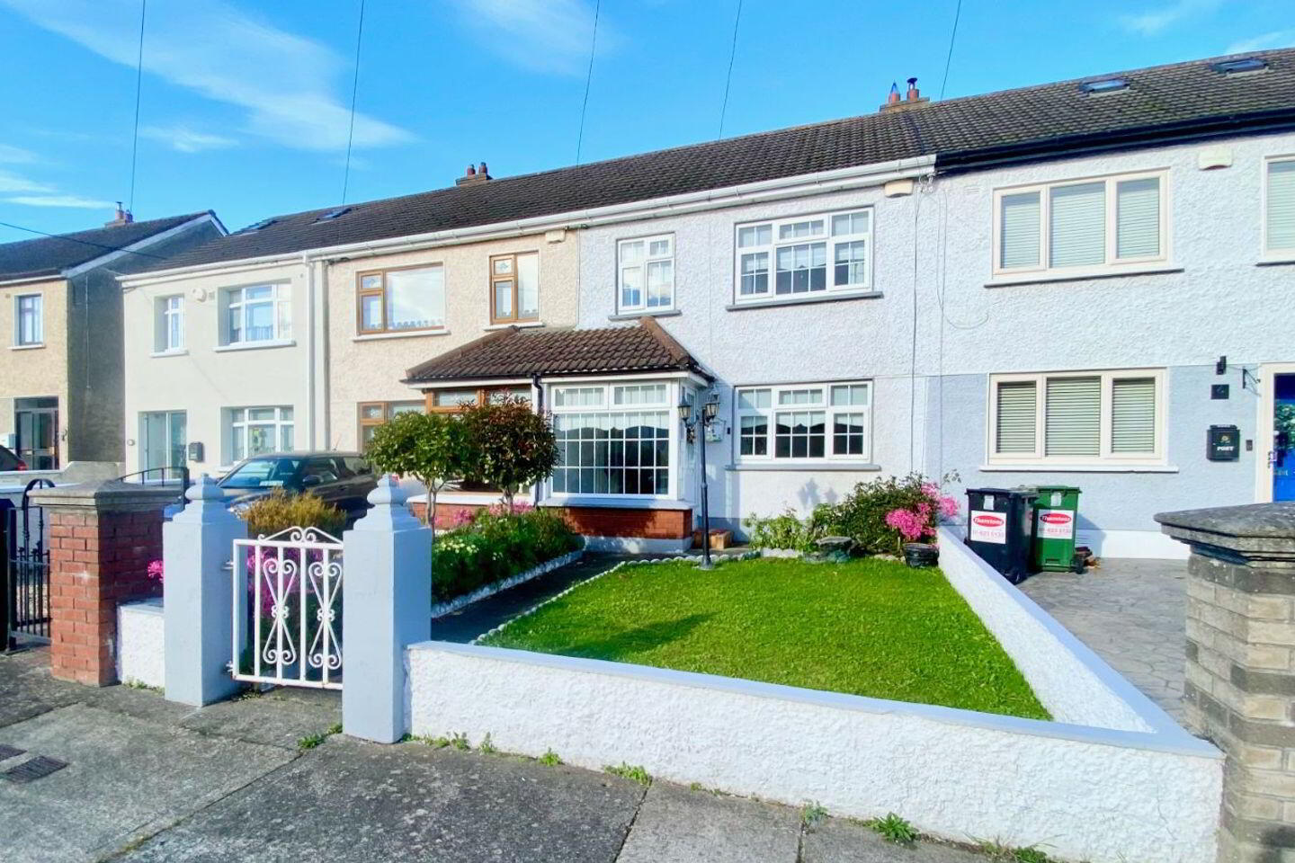 8 St Columba's Road 2 of 16