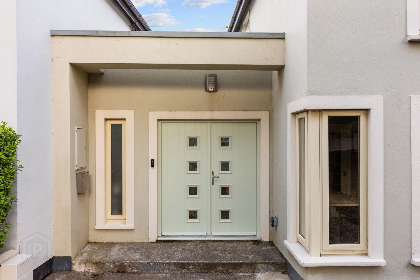 70 Ashton Avenue 3 of 5
