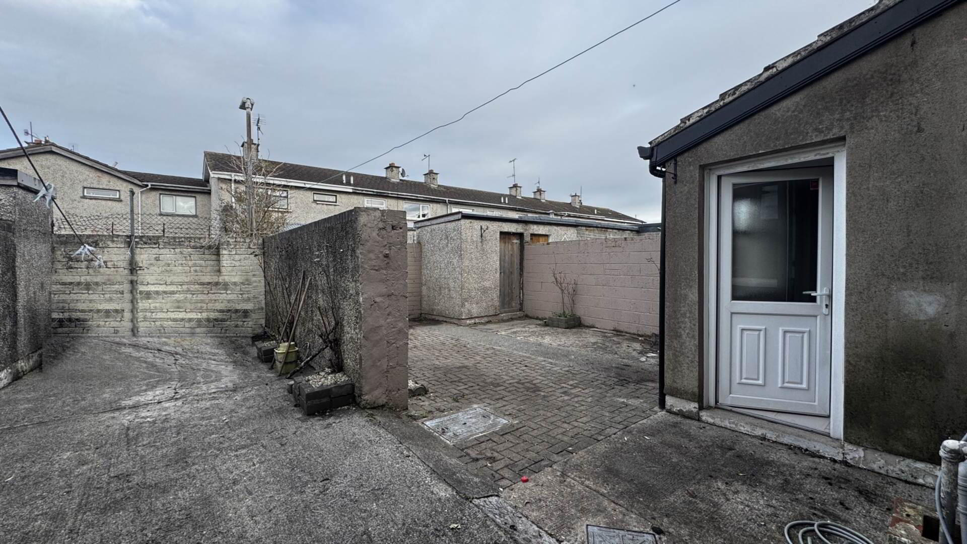 42 Sliabh Foy Park 2 of 15