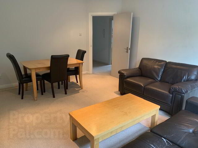 35 Kirkliston Drive 5 of 13