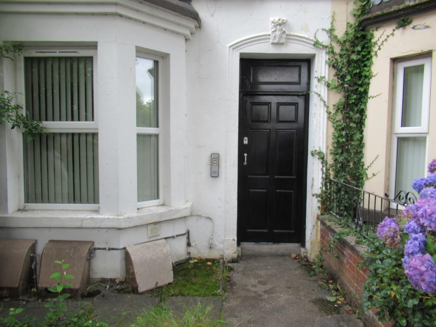 property description image