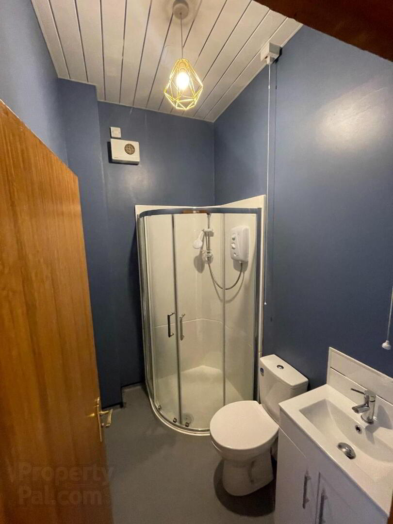 Unit 2, 45 Dunluce Avenue 6 of 9