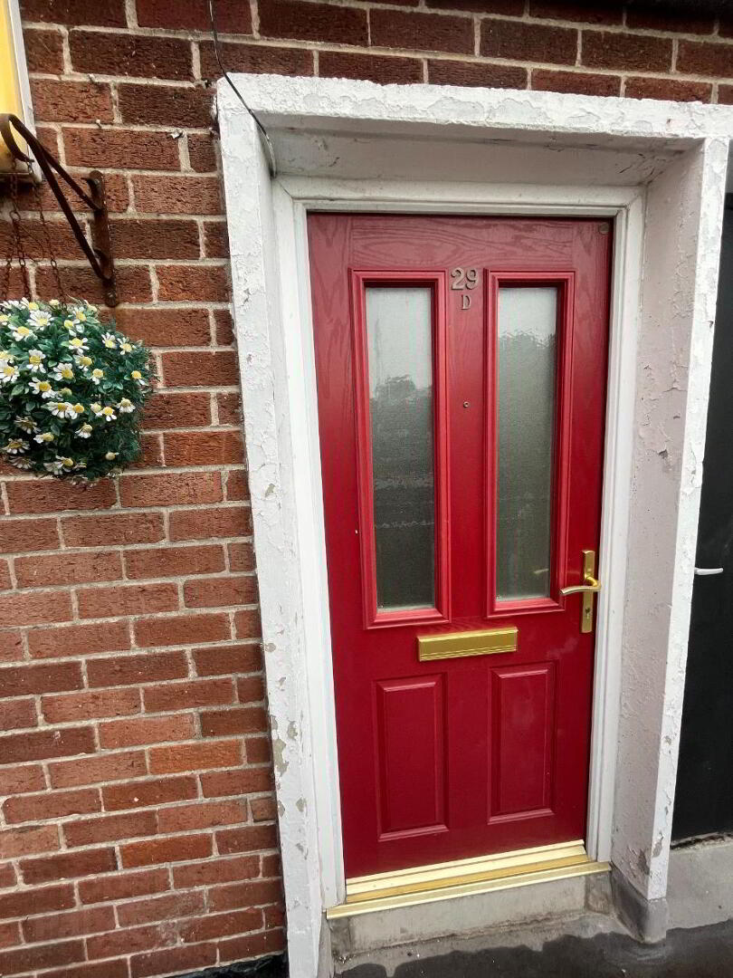 29d Inishowen Drive 1 of 12
