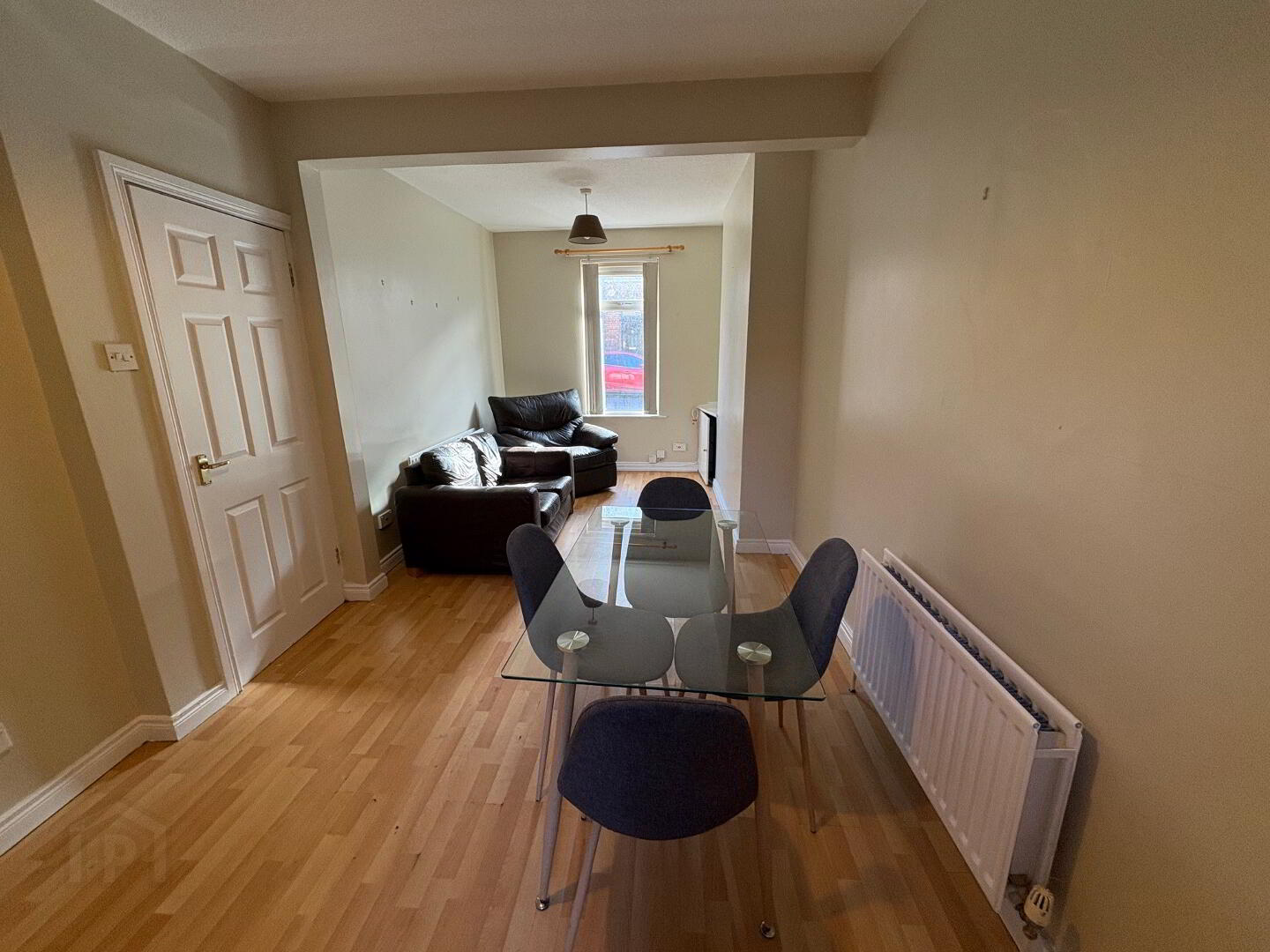 37 Donegall Avenue 1 of 8