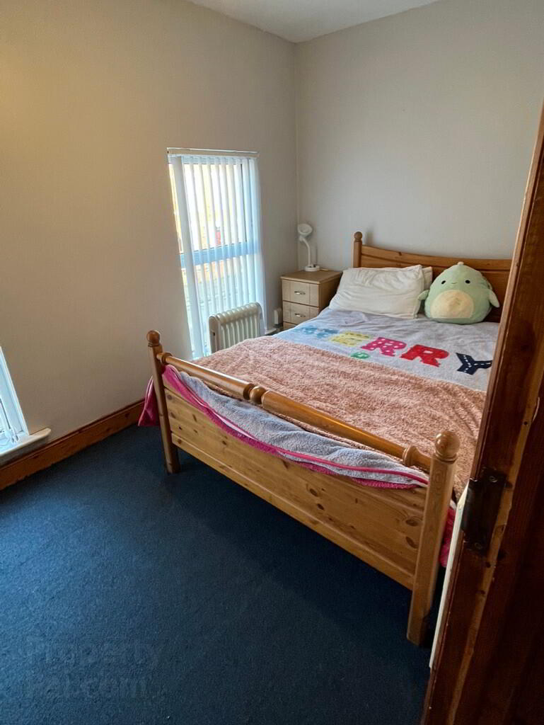 45 Carmel Street, University Area 15 of 18