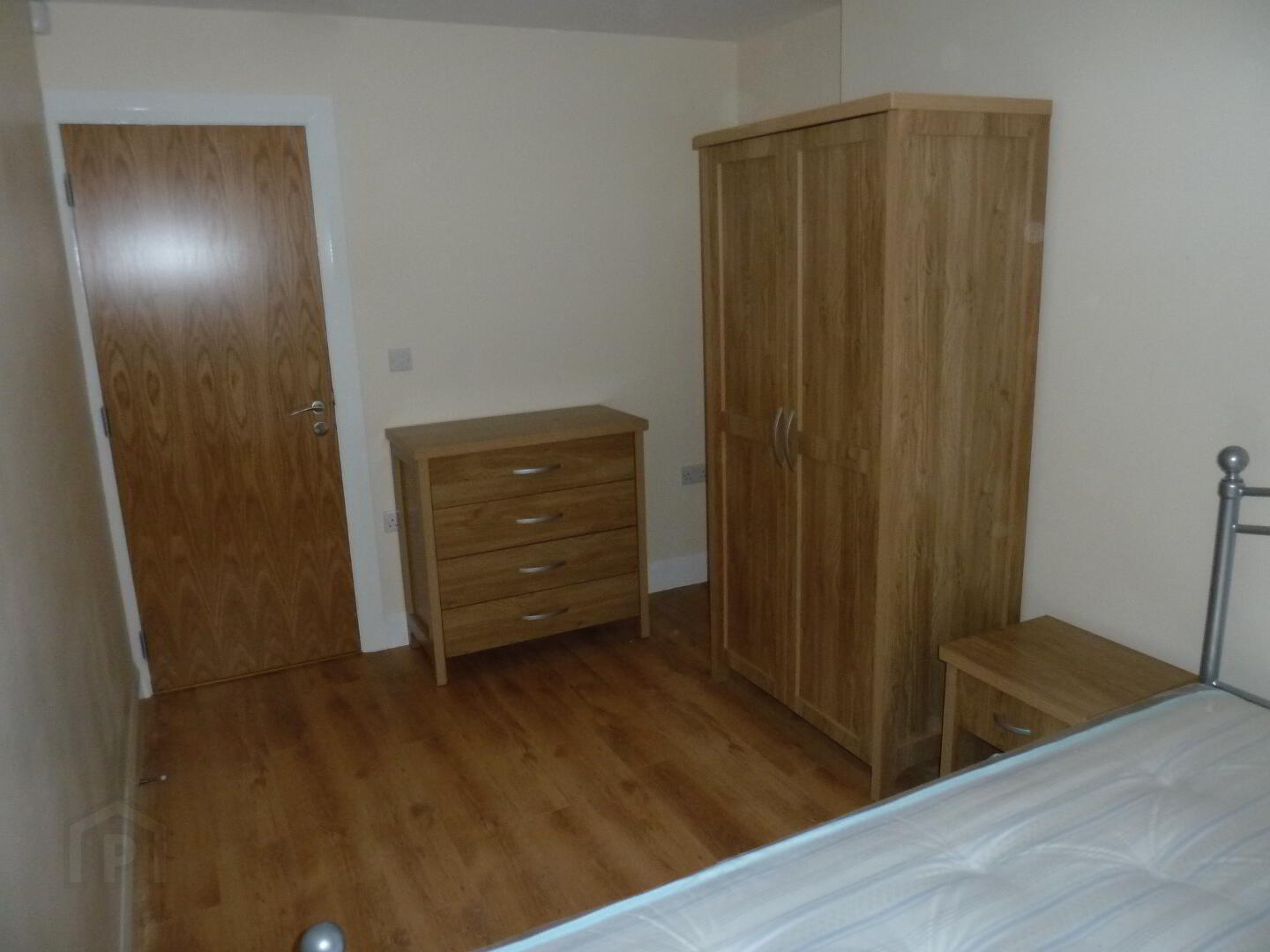 Flat 1 83 Sandhurst Drive 4 of 7