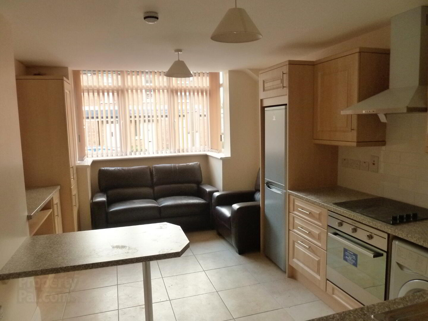 Flat 1 83 Sandhurst Drive