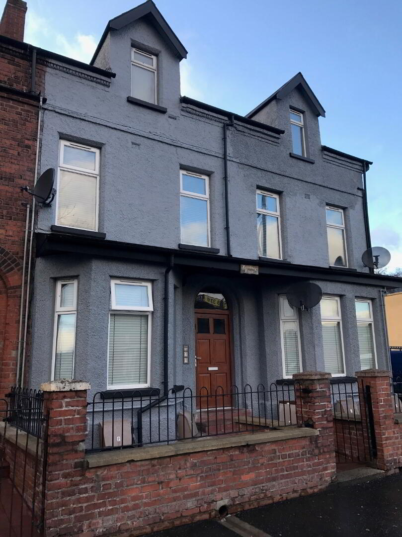 Unit 4, 66 Shore Road 1 of 8