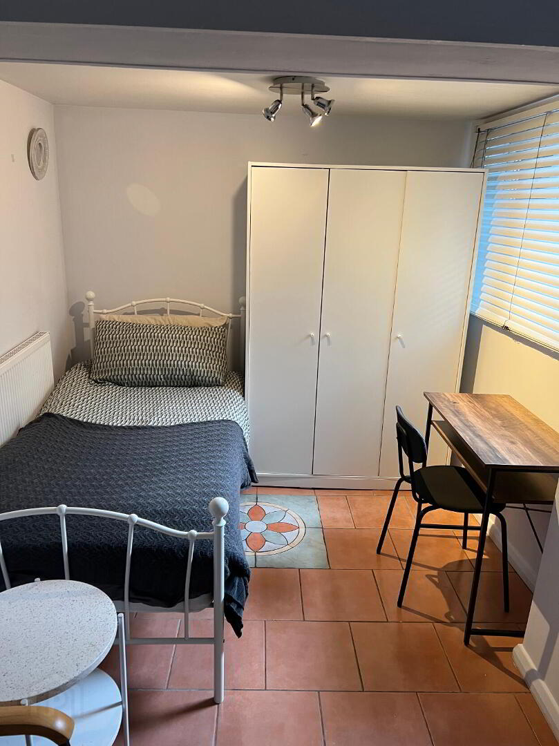 Unit 4, 66 Shore Road 5 of 8