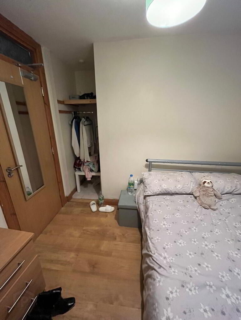 Flat 2 10 Ireton Street 7 of 14