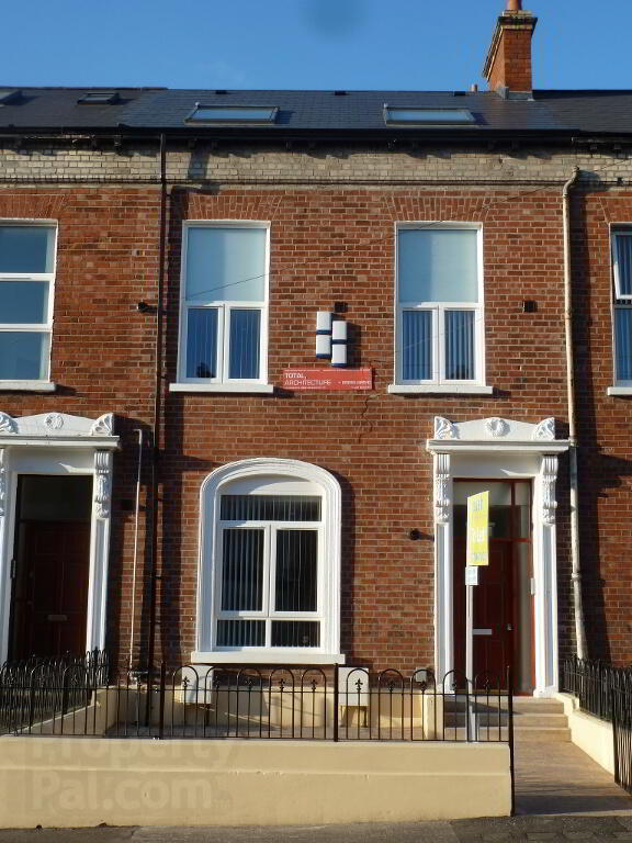 Flat 2 37 Tates Avenue