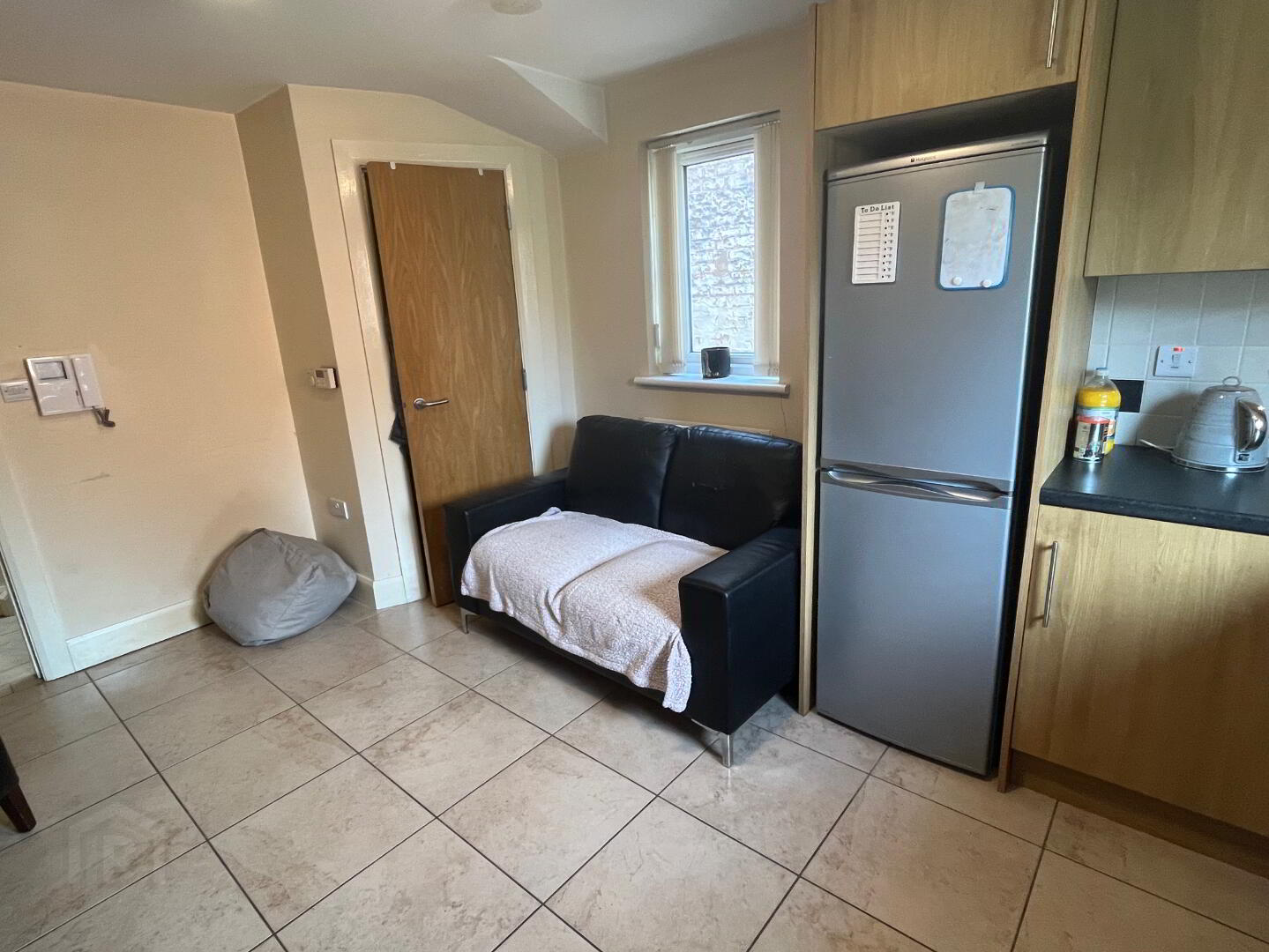 property description image