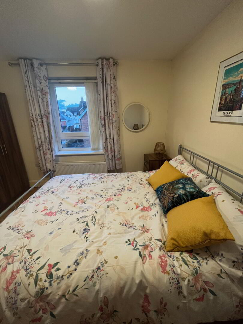 Flat 2 37 Tates Avenue 5 of 12