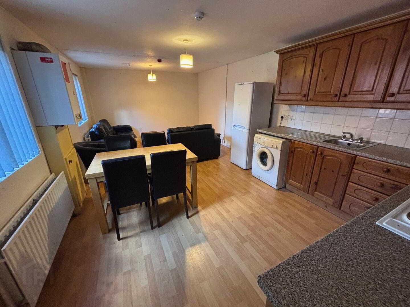 3 Bedroom Apartment, 122b Fitzroy Avenue 2 of 21