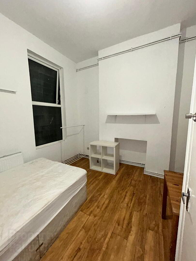 21 Camden Street  Flat 1 6 of 7