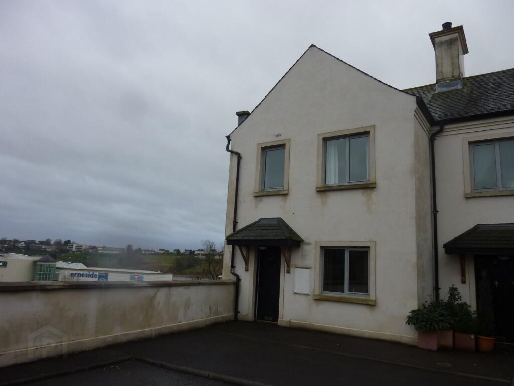 10 Castle Place 1 of 15
