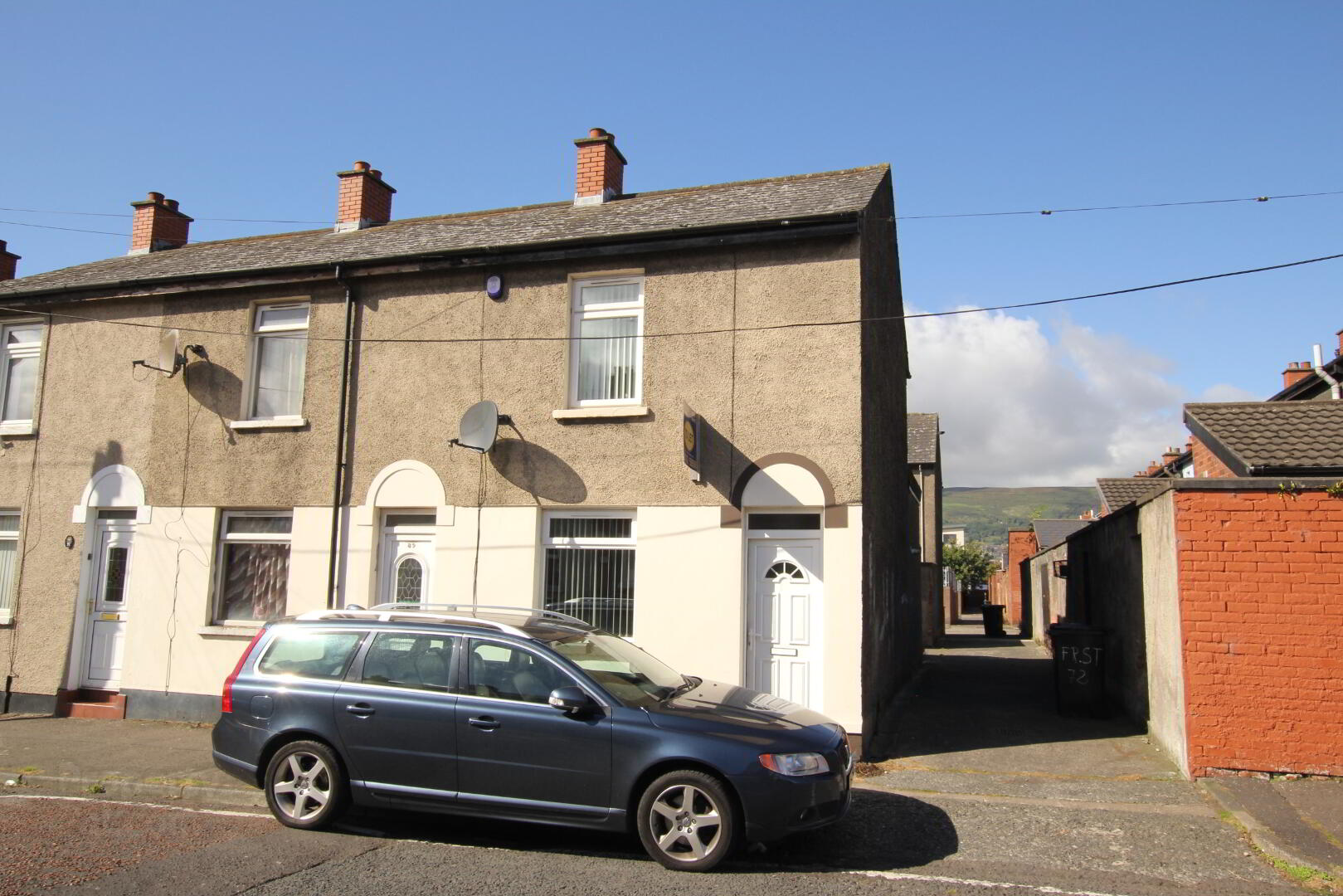 Tavanagh Street 1 of 17